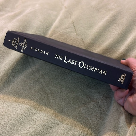 EUC The Last Olympian book 5 by Rick Riordan - Picture 2 of 5